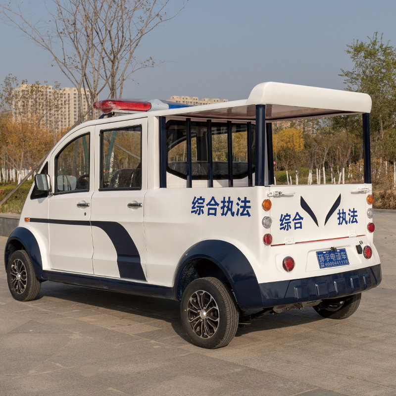雙排帶鬥巡邏車